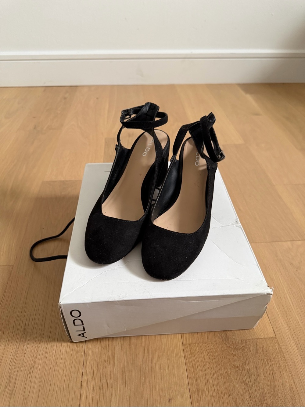 ALDO Black Ankle Strap Block Heels 🖤Balletcore